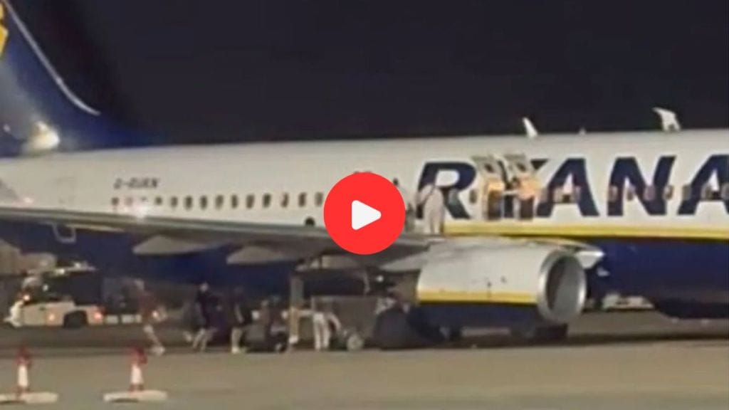 Passengers Jumped From Plane In Spain