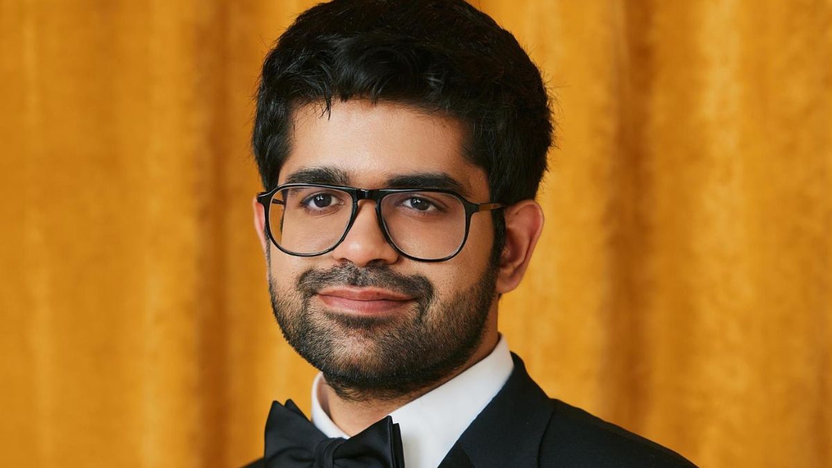 एआय स्टार्टअप गोंधळाचे मुख्य कार्यकारी अधिकारी अरविंद श्रीनिवास यांनी त्याऐवजी लोकांना इन्स्टाग्राम आणि मास्टर एआय साधनांद्वारे स्क्रोलिंग सोडण्याचा सल्ला दिला आहे.