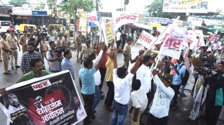 Solapur Chakka Jam protest by Prahar demanding farm loan waiver