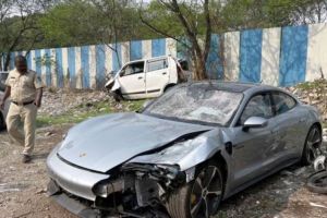 Pune Porsche car accident