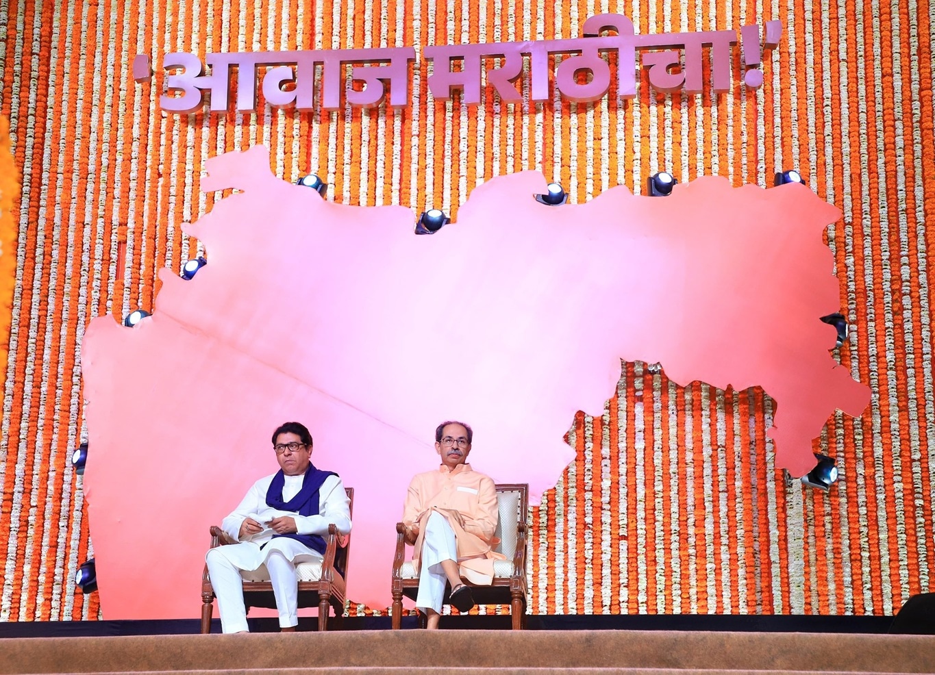 पक्षीय झेंडे दूर ठेवत ‘आवाज मराठी’चा