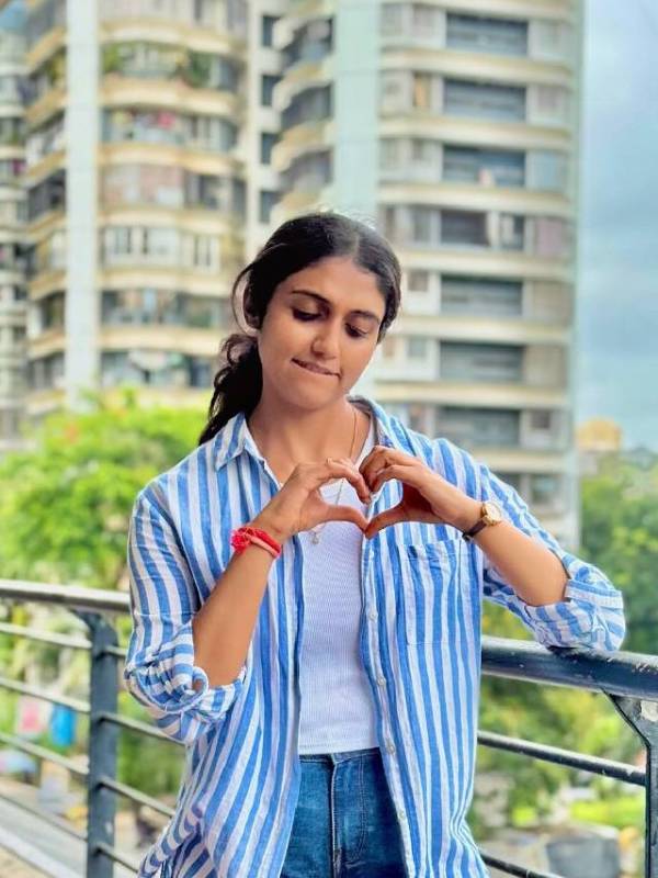 Rinku Rajguru Latest Look, Rinku Rajguru Blue And White Shirt