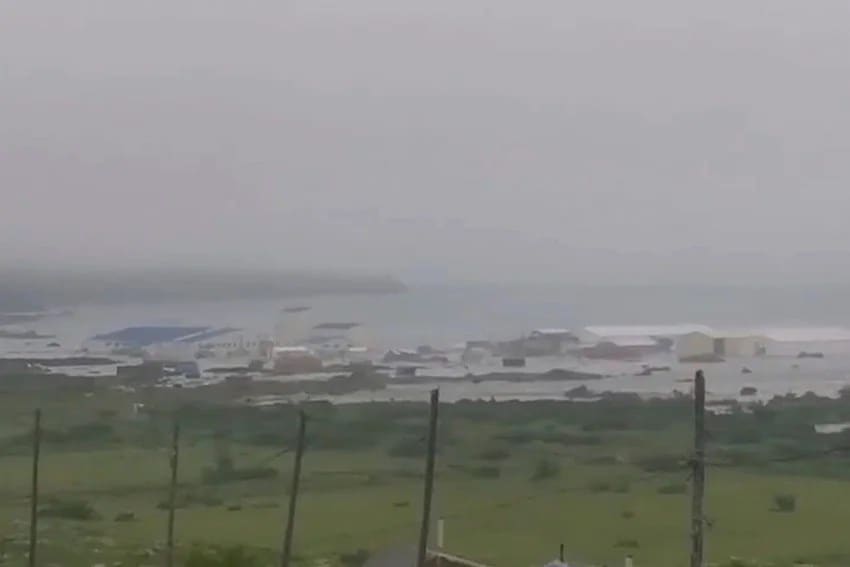 Russia Earthquake and japan tsunami photos