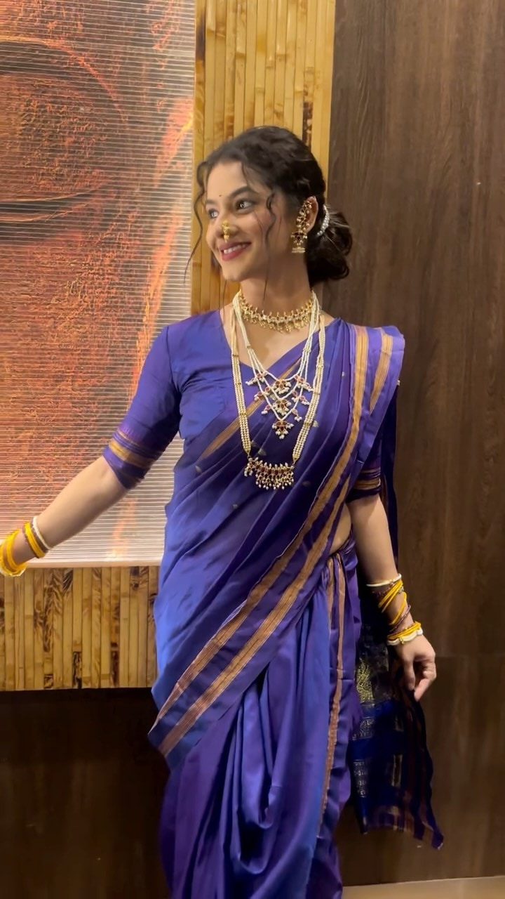 Sakshee Gandhi Purple Nauvari Mangalagaur Look
