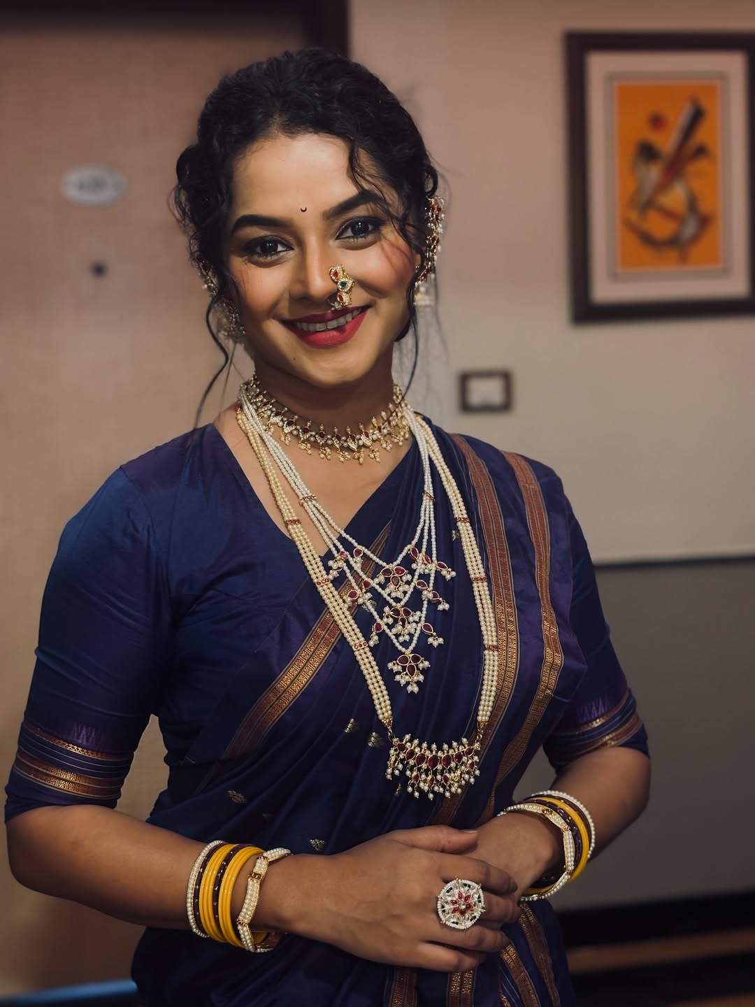 Sakshee Gandhi Purple Nauvari Mangalagaur Look