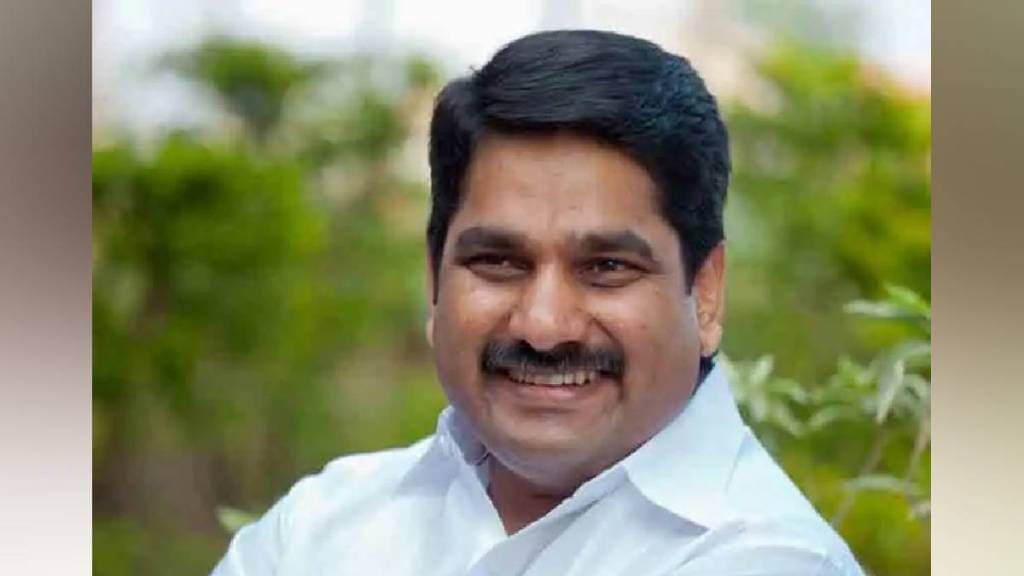 Congress leader Satej Patil criticized former MLA Mahadev Mahadik while talking to reporters