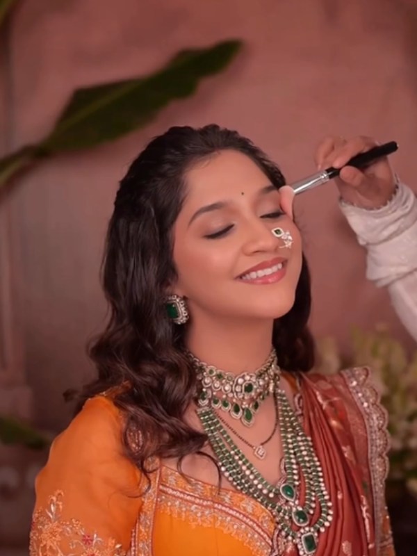 Shivani Sonar Mangalagaur 2025 Look