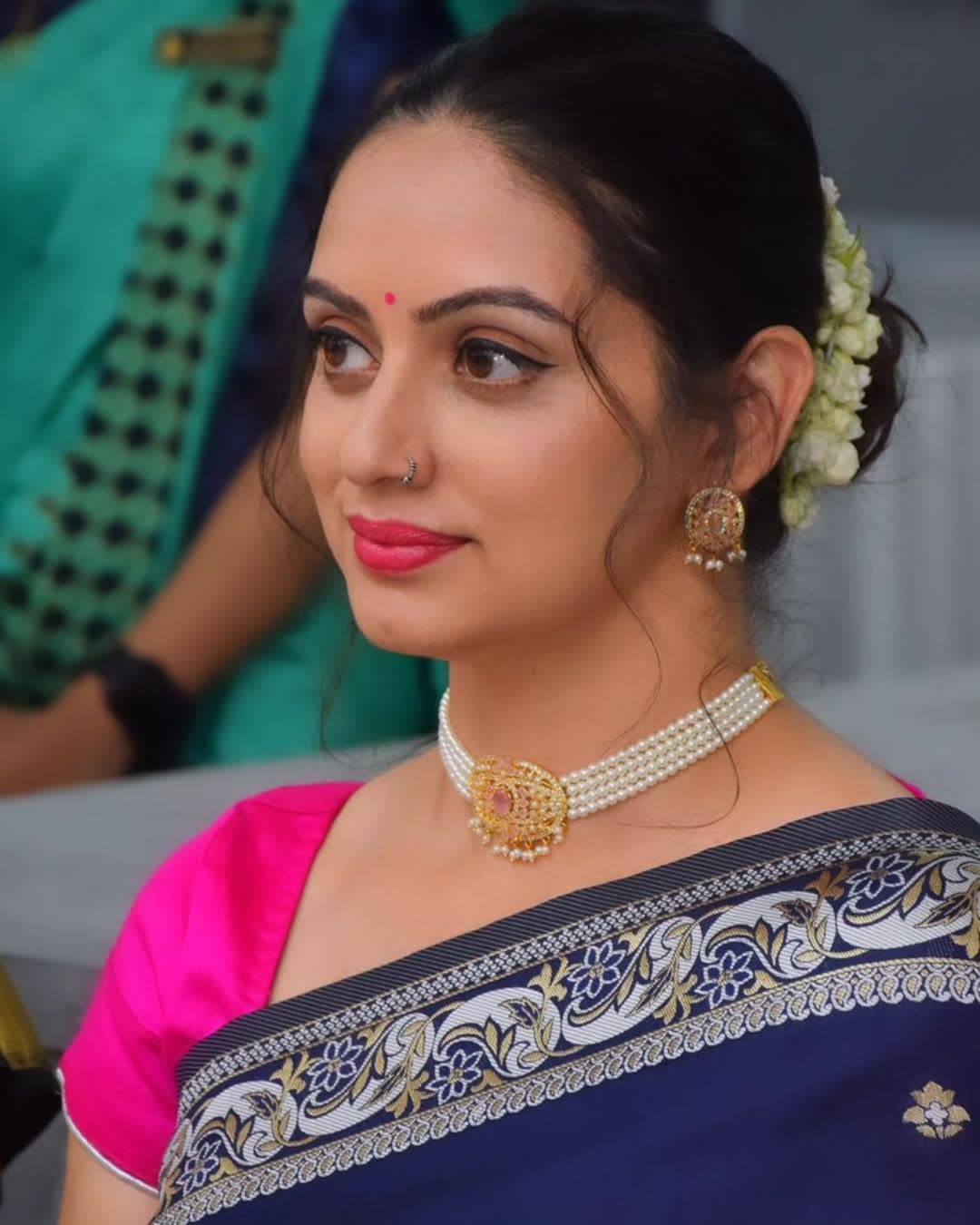 Shruti Marathe Blue Nauvari Saree Look