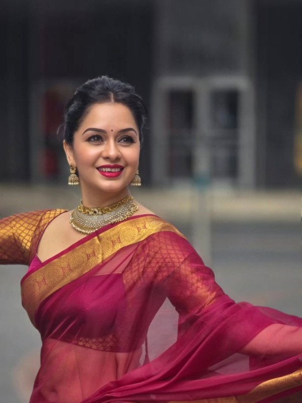 Sukhada Khandkekar Saree Love
