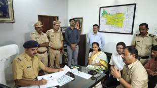 Complaint filed with the police under the leadership of Supriya Sule regarding the increasing crime in Pune