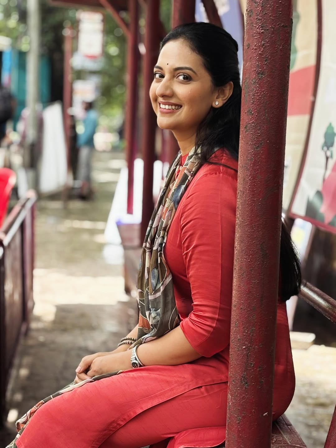 Tejashri Pradhan New Vin Doghantali Hi Tutena TV Serial