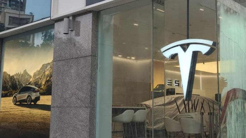 Tesla Mumbai Showroom Name Plate In Marathi
