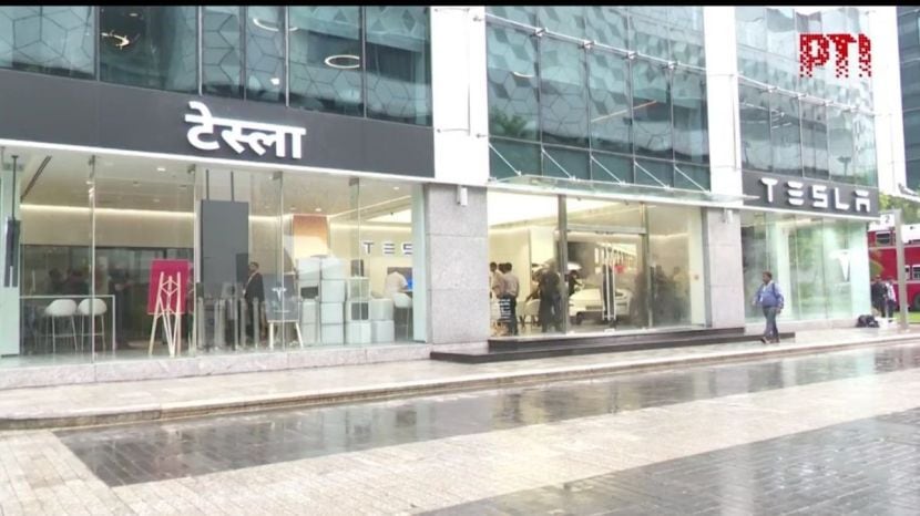 Tesla Mumbai Showroom Name Plate In Marathi