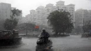 The Meteorological Department has issued an orange alert warning of extremely heavy rainfall in Mumbai Thane Palghar Raigad and Ratnagiri districts