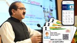 बनावट आधार कार्ड ओळखणारं अ‍ॅप येणार, UIDAI च्या सीईओंची माहिती