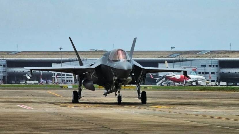 UK fighter jet stranded in Kerala
