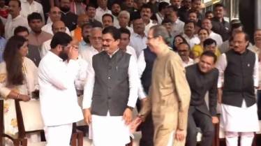 Uddhav Thackeray and Eknath Shinde 