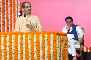 Uddhav Thackeray Raj Thackeray (1)