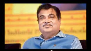 nitin gadkari Minister of Road Transport on delhi pollution said not stay in delhi more than 2 3 days