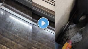 Video Mumbai local Karjat Thane train first class coach roof leakage troubles commuters in monsoon