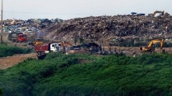 देवनार क्षेपणभूमीवरील कचरा साफ करण्यासाठी तीन कंपन्या; दोन कंपन्यांचा अदानी कंपनीसोबत संयुक्त भागिदारीचा इतिहास  