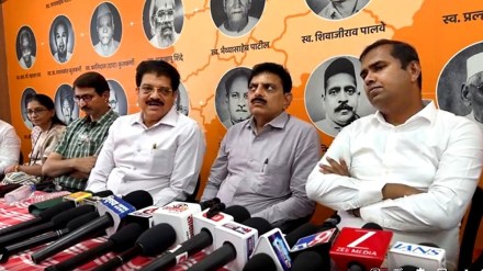 BJP Girish Mahajan defense, Girish Mahajan honeytrap case, Eknath Khadse criticism, Jalgaon BJP news,