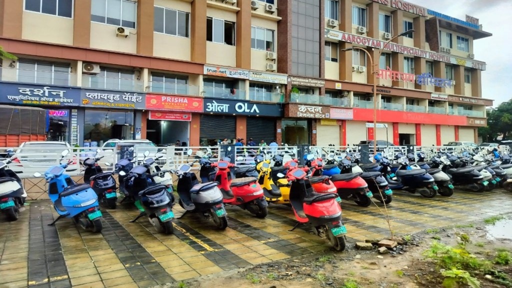 Ola electric bike repair, Palghar Ola service, electric bike maintenance delay, Ola showroom closure Palghar, electric two-wheeler repair,
