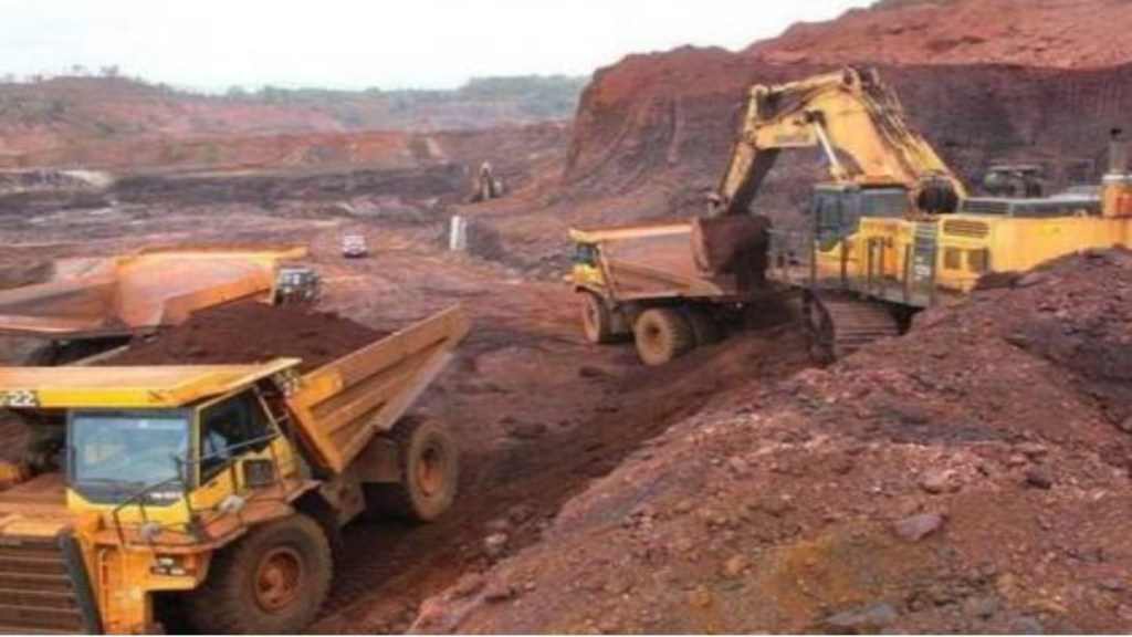 Yawatmal activist demands criminal action over illegal mining under railway project