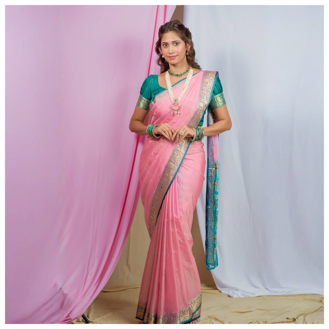 Yogita Chavan Pink Saree Look
