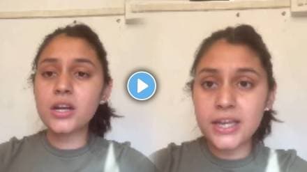 Youtuber Kanika Devranis iphone Robbed In Train