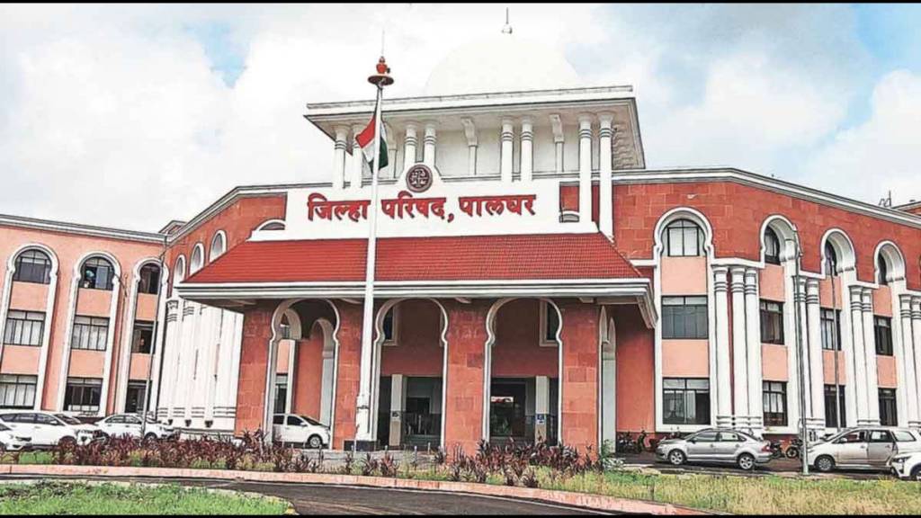 palghar  PWD office pesticide spray tender violates license norms favors unlicensed contractors