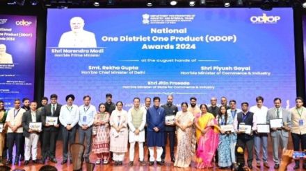 akola wins national award for cotton under odop 2024 initiative  Maharashtra cotton industry