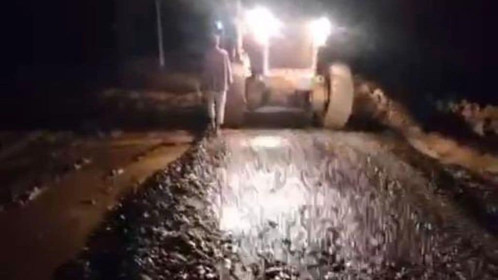 ambulance stuck in mud bhandara triggers overnight road repair pregnant woman forced to walk due to bad roads