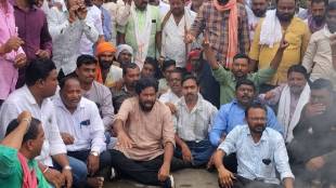 bacchu kadu prahar organization agitation in nagpur against state government