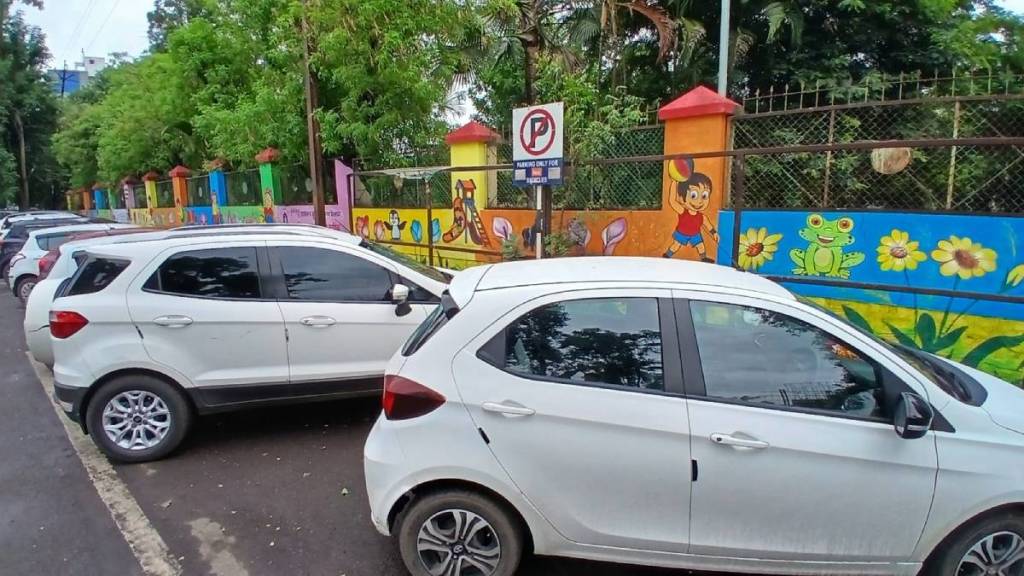 Nashik municipal corporation taken steps towards solving parking problem