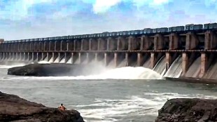 Jalgaon Hatnur Dam water discharged
