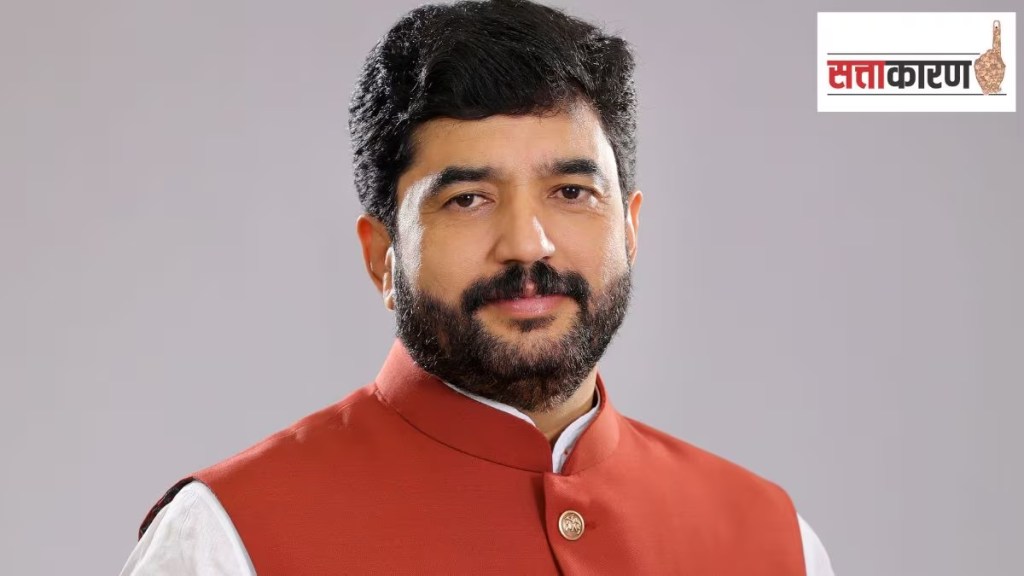 cm Devendra fadnavis Murlidhar Mohol