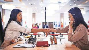 FIDE Women World Cup Semi Finals news in marathi
