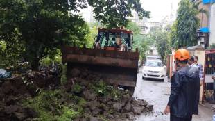 Incident of collapse of the forest department wall at Pokhran Road