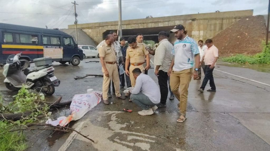 crime news shooting near bjp mla Kisan Kathore house in badlapur maharashtra