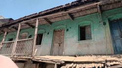 पिंपरीत ७४ धोकादायक इमारती; दुर्घटना घडल्यास कोणाची जबाबदारी?