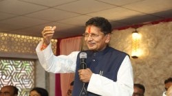 बंद झालेल्या योजनेचे अध्यक्ष… आमदार केसरकरांच्या परदेश दौऱ्यावरून टीका