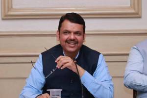 CM Devendra Fadnavis news in marathi