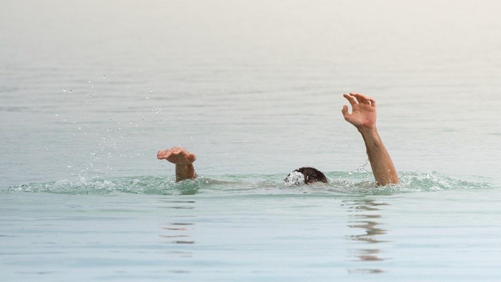 drowning accident children Maharashtra, Dalimb pond drowning, child safety Umarga, Shivajinagar Tanda news, Dharashiv district incidents, Maharashtra local tragedy, child drowning prevention,