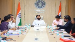 पालिका रुग्णालयांमध्ये महिलांची कर्करोग तपासणी करा – एकनाथ शिंदे यांचे सर्व पालिकांना निर्देश