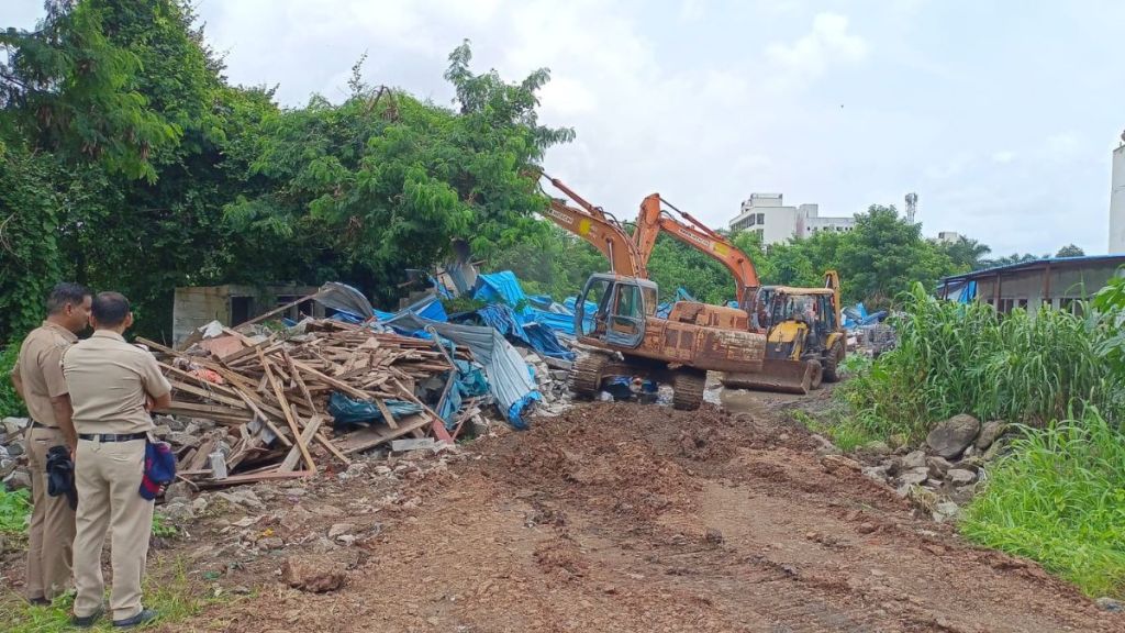 pmrda removes encroachments to decongest Hinjewadi and adjoining areas