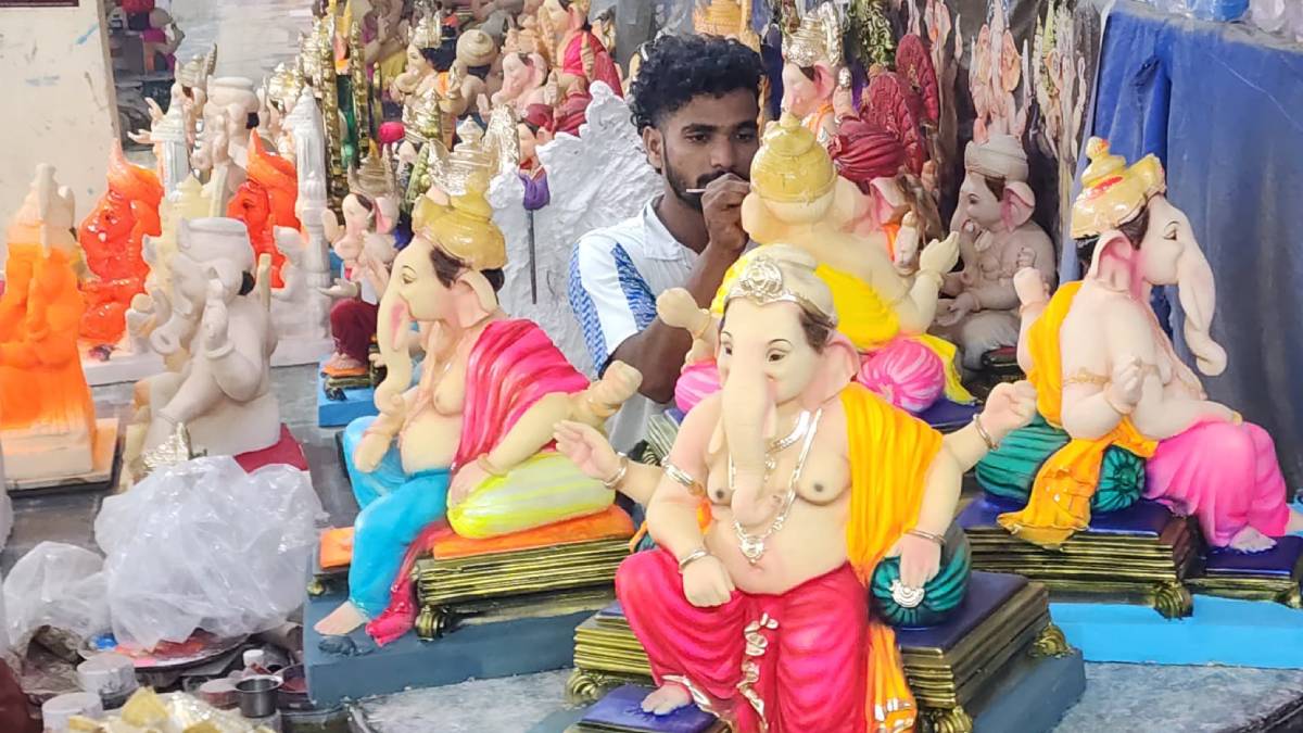 Ganesh Utsav 2025 30 percent increase in Ganesh idol prices