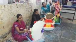 पेणच्या गणेश मूर्ती व्यवसायाला महिलांचाही हातभार; दीड लाख गणेश मूर्तींची महिलांकडून निर्मिती