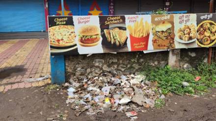 garbage piles in Malegaon