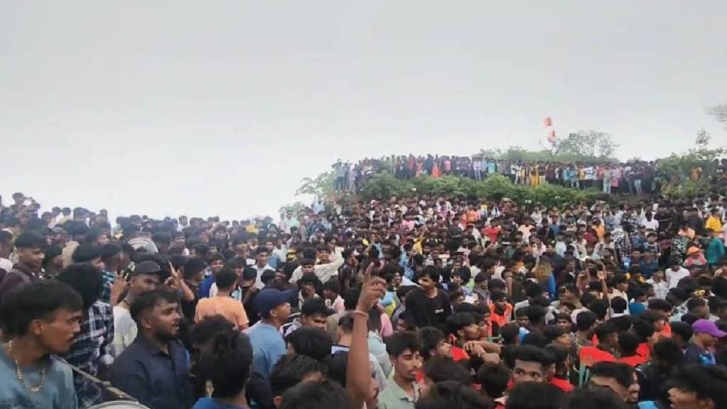 Thousands of devotees throng the historic Barad fort in Dahanu for the festival of Goddess Barjai